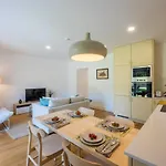 Linden Tree House A And B Apartament