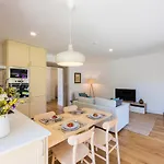 Linden Tree House A And B Apartament