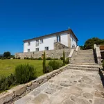 Linden Tree House A And B Caldelas