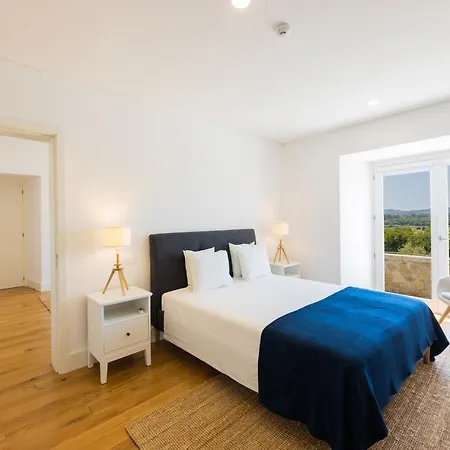 Linden Tree House A And B Daire *