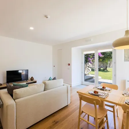 Linden Tree House A And B