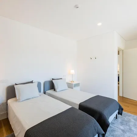 Linden Tree House A&b Appartement