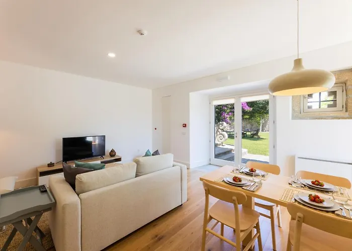 Linden Tree House A And B